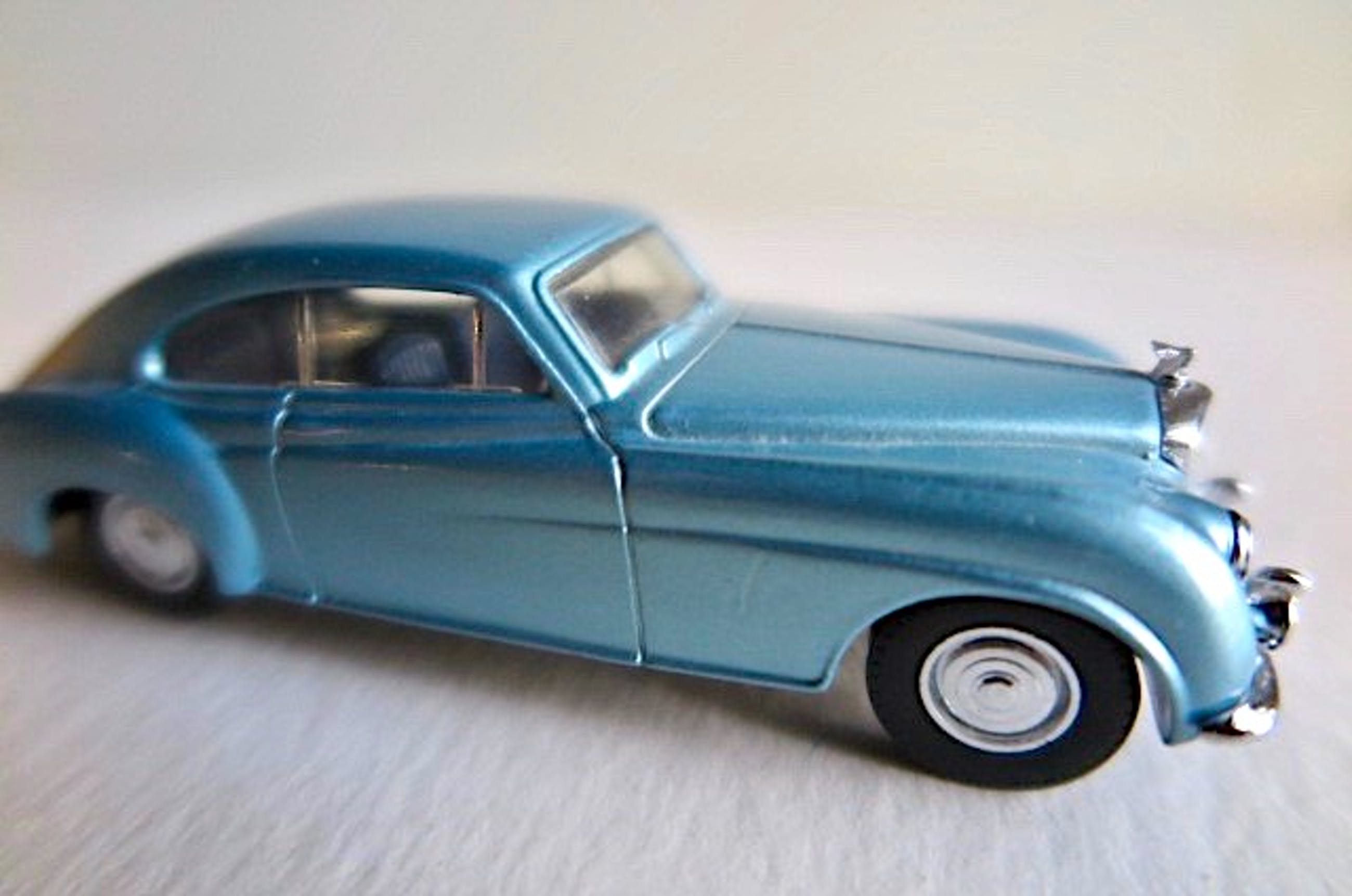 Miniature Bentley 1/43 FM Autominis Modèle Réduit BENTLEY CONTINENTAL R Type - Échelle 1/43 - FM AUTOMINIS - Bleu - Occasion Jouet Renault
