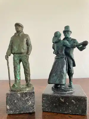 Siem Wardenaar - Set van 2 originele beelden kopen? Bied vanaf 250!