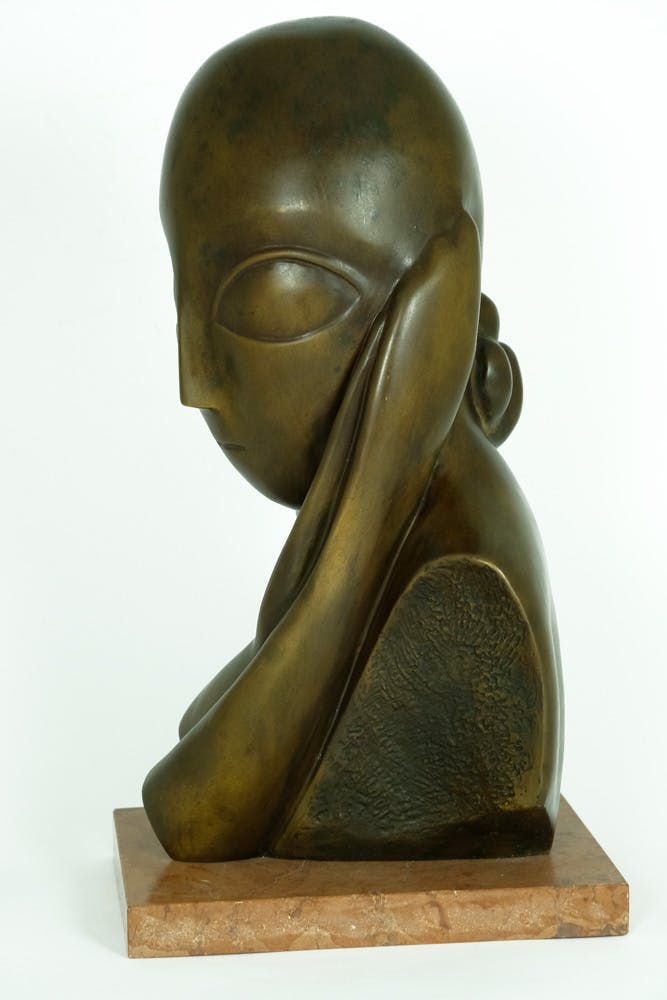 Constantin Brancusi - Bronzen beeld getiteld 'Mademoiselle Pogany II' kopen? Bied vanaf 1900!