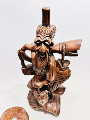 Onbekend - Handgesneden houten visser met vis kopen? Bied vanaf 20!