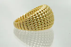 32 - 18 karaats geelgouden holle fantasie ring kopen? Bied vanaf 520!