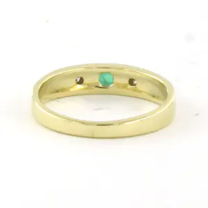 14k geel gouden ring bezet met smaragd en briljant geslepen diamant kopen? Bied vanaf 130!