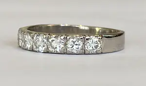 950 Platina  Ring  met  0.70 ct aan diamanten kopen? Bied vanaf 550!