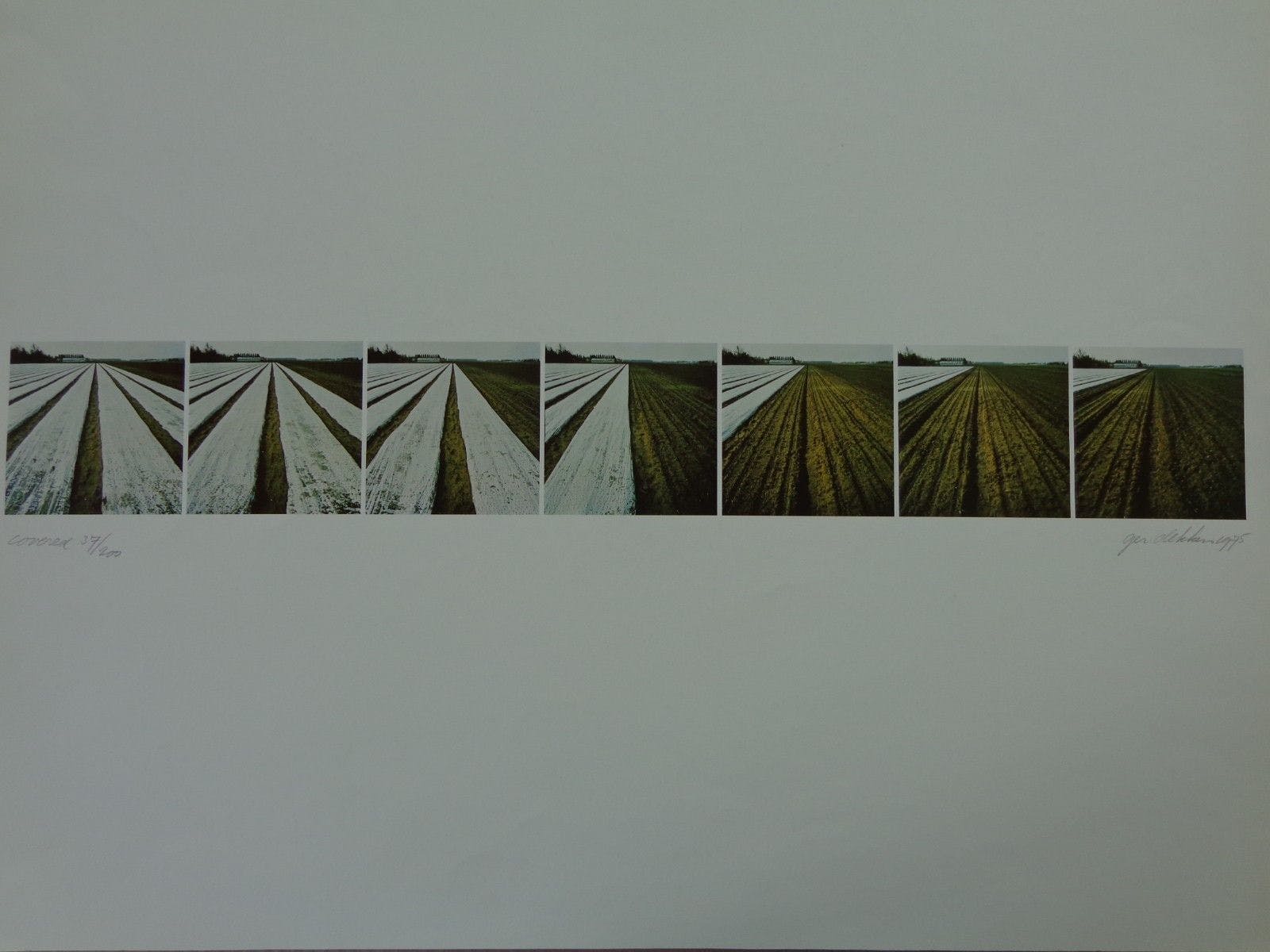 Ger Dekkers - COVERED / OFFSETLITHO / 46x60cm / SIG / 1975 verkocht voor € 75!