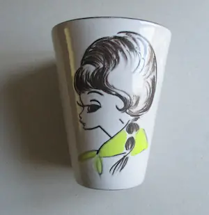 Niet of onleesbaar gesigneerd - Vaasje Vintage kopen? Bied vanaf 1!