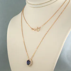 14k  gouden collier en hanger met saffier en briljant geslepen diamant kopen? Bied vanaf 250!