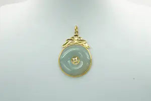 58 - Grote hoog gehalte 20 Krt gouden hanger met lichtgroene ronde Jade kopen? Bied vanaf 430!