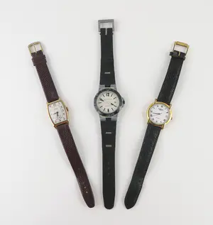 Lot van drie polshorloges (Bvlgari, Raymond Weil , J.W. Benson) kopen? Bied vanaf 200!