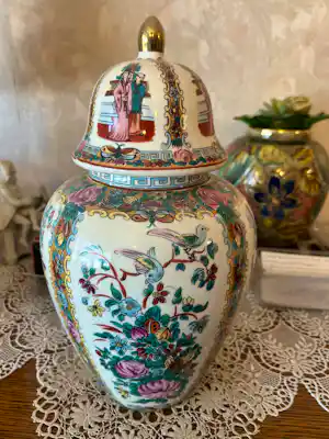 Aige Xie - Chinese vazen kopen? Bied vanaf 50!
