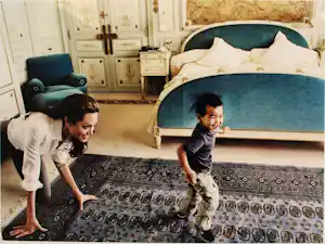 Annie Leibovitz - „Angelina Jolie – Fotoshooting für Vanity Fair“ 2005 verkocht voor € 100!