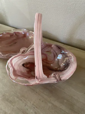 Niet of onleesbaar gesigneerd - Italiaanse design glaswerk, mand plus schaal kopen? Bied vanaf 1!