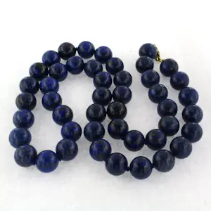 18k gouden slot aan een Lapis Lazuli kralen snoer - 65 cm lang - 156 gram kopen? Bied vanaf 200!