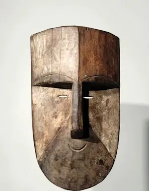 Duma - masker, Gabon kopen? Bied vanaf 25!