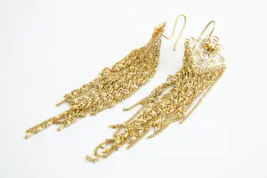 188 - Schitterend paar 14 krt gouden Filigrain "waterval" oorhangers - gekeurd kopen? Bied vanaf 270!