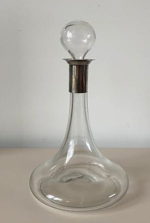 Niet of onleesbaar gesigneerd - Saint Hilaire Paris - kristallen karaf met verzilverd montuur kopen? Bied vanaf 1!