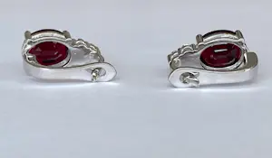 18 Kt witgouden oorbellen met rode robijnen ca 4,00 crt  en diamanten kopen? Bied vanaf 1400!