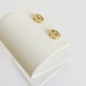 Diamanten halo-oorringen kopen? Bied vanaf 640!