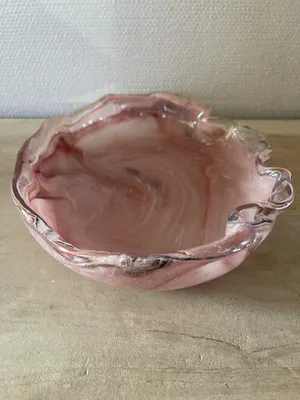 Niet of onleesbaar gesigneerd - Italiaanse design glaswerk, mand plus schaal kopen? Bied vanaf 1!