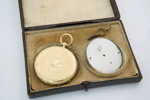 1 - Frankrijk 19e eeuws 18kt gouden horloge met fraai gegraveerde wijzerplaat kopen? Bied vanaf 350!