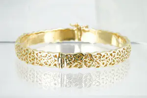 12 - Aparte 18krt geel-gouden ovale armband - Arabisch motief/model - gekeurd kopen? Bied vanaf 410!