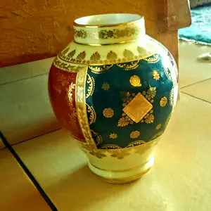 DW Karlsbader Porzellan - Vase Josef Kuba JKW Dekor Karlsbad handbemalt Galante Szene 40er Jahre kopen? Bied vanaf 85!