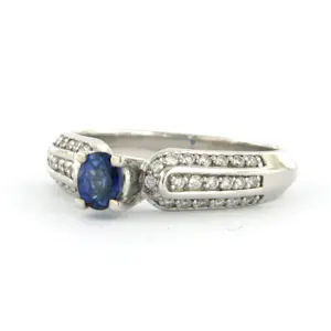 14k gouden ring met saffier en briljant geslepen diamant tot. 0.26ct kopen? Bied vanaf 675!