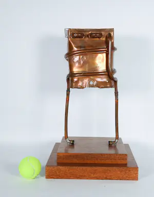 Harry Piller - Sculptuur van koper en hout, Zonder titel kopen? Bied vanaf 100!