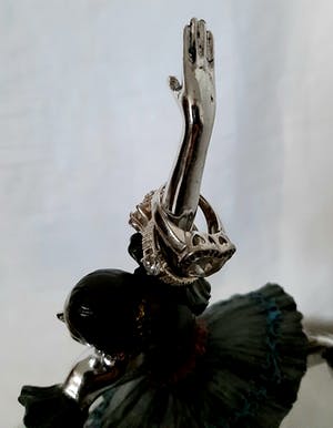Curiosa - Sieraden kast en sieradenstandaard-ballerina kopen? Bied vanaf 1!