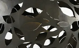 Niet of onleesbaar gesigneerd - Metalen wandsculptuur met bladmotief kopen? Bied vanaf 1!