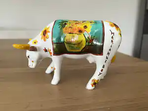 Marianne Bey - Sunflowers / Van Gogh / Cowparade verkocht voor € 3!