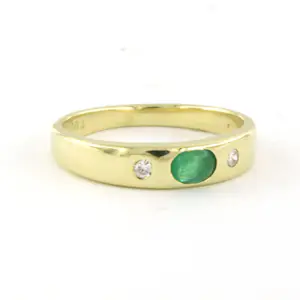 14k geel gouden ring bezet met smaragd en briljant geslepen diamant kopen? Bied vanaf 130!
