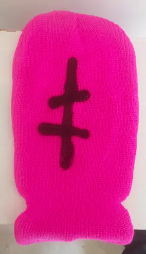 Nadya Tolokonnikova - Handpainted Balaclava kopen? Bied vanaf 175!