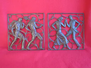 Heinrich Friedrich Moshage - Bronzen reliëfs arbeiders en dansend paar. kopen? Bied vanaf 120!