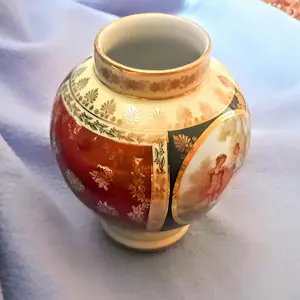 DW Karlsbader Porzellan - Vase Josef Kuba JKW Dekor Karlsbad handbemalt Galante Szene 40er Jahre kopen? Bied vanaf 85!