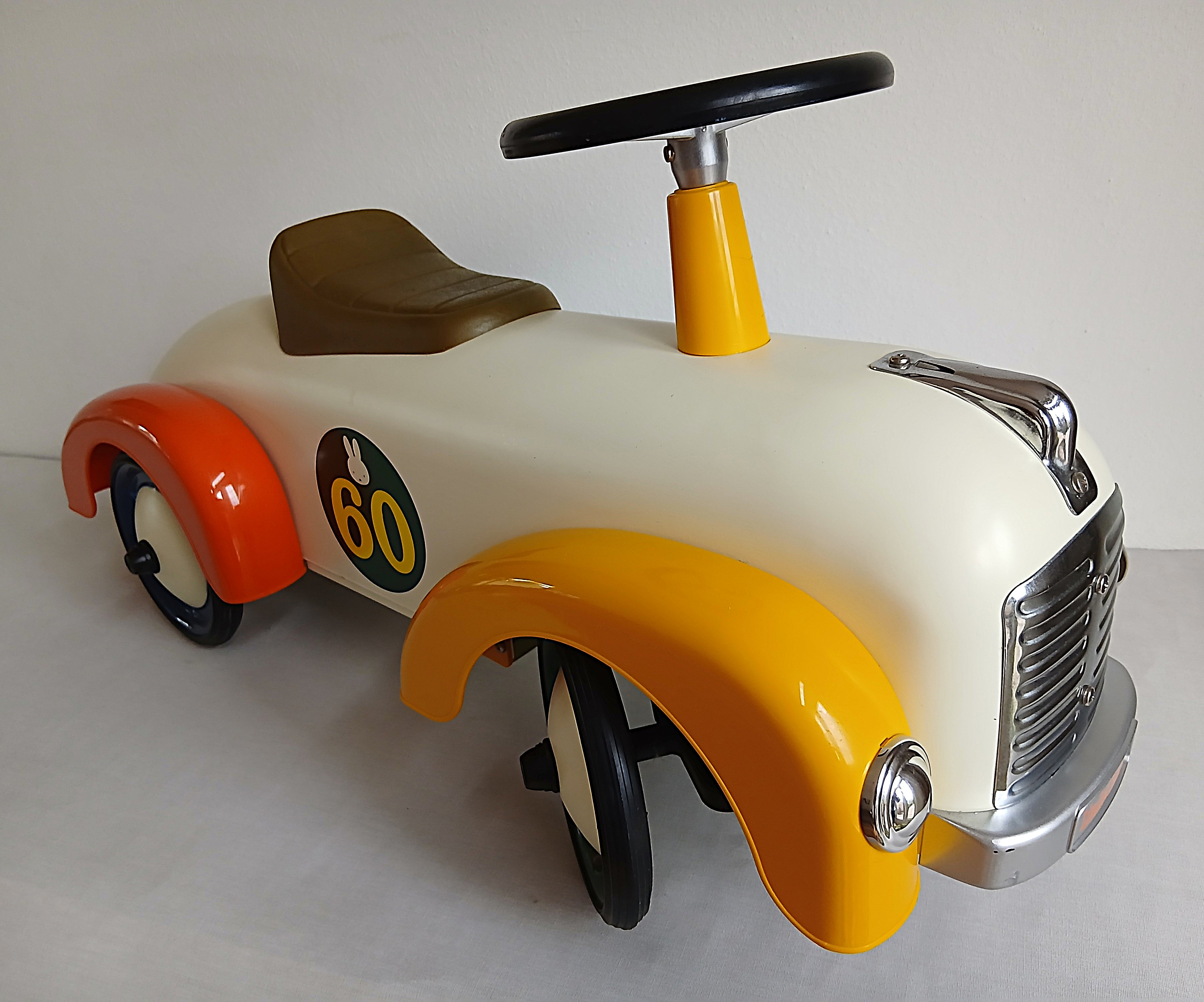 Dick Bruna - LIMITED EDITION - Loopauto Nijntje 60 jaar - Zeer goed kopen? Bied vanaf 65!