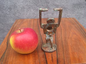 Brons (Onbekend) - Abstract vruchtbaarheids beeldje kopen? Bied vanaf 47!