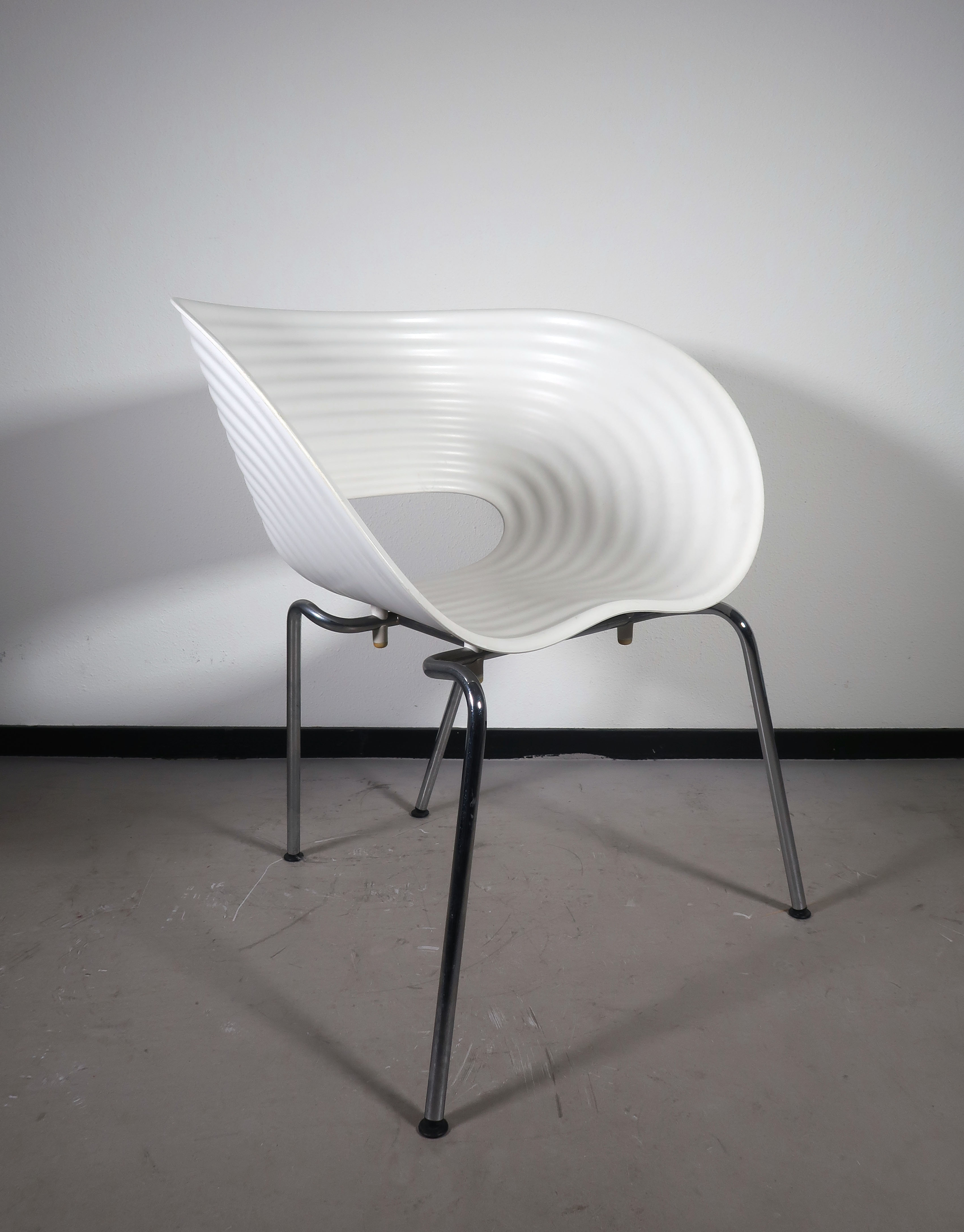 Ron Arad - Staal en polypropeen, Tom Vac stoel voor Vitra (meerdere exemplaren beschikbaar) kopen? Bied vanaf 50!