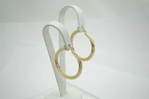60 - GROTE (zo goed als nieuwe) set geel-goud & gedraaide 18 Krt oorclips kopen? Bied vanaf 230!