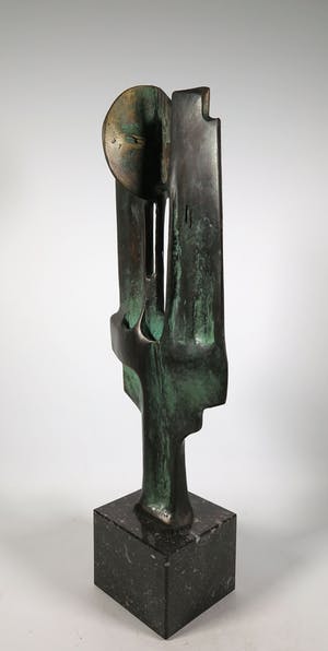 Wim Rijvers - Brons en hardsteen, Zonder titel kopen? Bied vanaf 850!