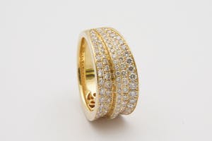 2567- Opvallende diamanten Fantasiering- 18karaats geelgoud - ca 2.40ct briljant kopen? Bied vanaf 1480!