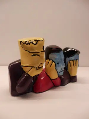 Herman Brood - Sculptuur van kunsthars HOREN ZIEN en ZWIJGEN 23 cm BREED! kopen? Bied vanaf 100!
