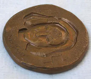 Niet of onleesbaar gesigneerd - Anne Frank , Bronzen penning , Parijs 1965 , Georges Simon kopen? Bied vanaf 1!