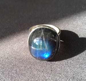 1e gehalte Zilver - Scandinavisch design ring met veldspaat steen kopen? Bied vanaf 25!