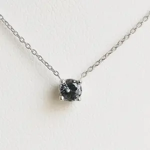Saffieren hanger met ketting kopen? Bied vanaf 475!