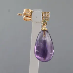 18k gouden oorhangers met amethist en briljant geslepen diamant tot. 0.22ct kopen? Bied vanaf 460!