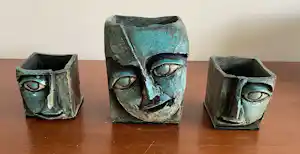 Jaroslav Safr - Drie Kunstkeramische sculpturale koppen of gezichten verkocht voor € 50!