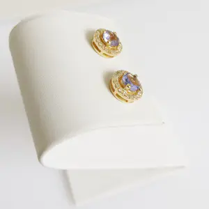 Oorbellen van tanzaniet met een diamanten halo. kopen? Bied vanaf 700!