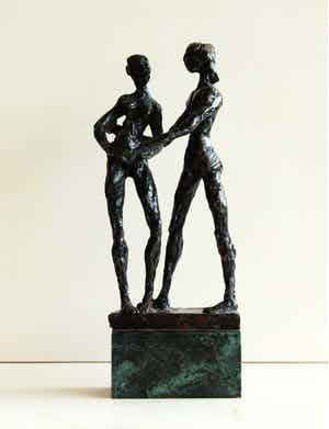 Inka Klinckhard - Bronzen beeld: Adam en Eva met appel, jaar onbekend verkocht voor € 220!