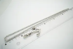 51 - Thomas Sabo skull anker hanger en een 1e geh. zilveren koningscollier kopen? Bied vanaf 340!