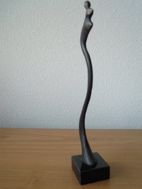Corry Ammerlaan - Modern gesigneerd bronzen beeldje  kopen? Bied vanaf 15!